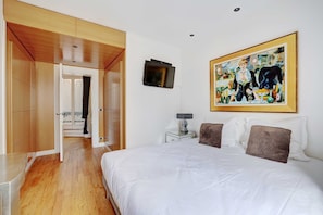 Apartment | 2 Schlafzimmer, laptopgeeigneter Arbeitsplatz, Bügeleisen/Bügelbrett
