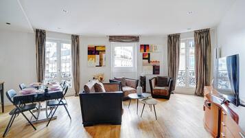 Apartment | Living area