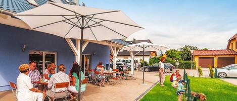 Talo | Ulkoruokailutilat