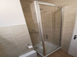 Apartment | Bathroom - Couple Stay by the French Riviera (Vallauris)