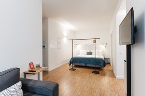 1 Schlafzimmer, Bügeleisen/Bügelbrett