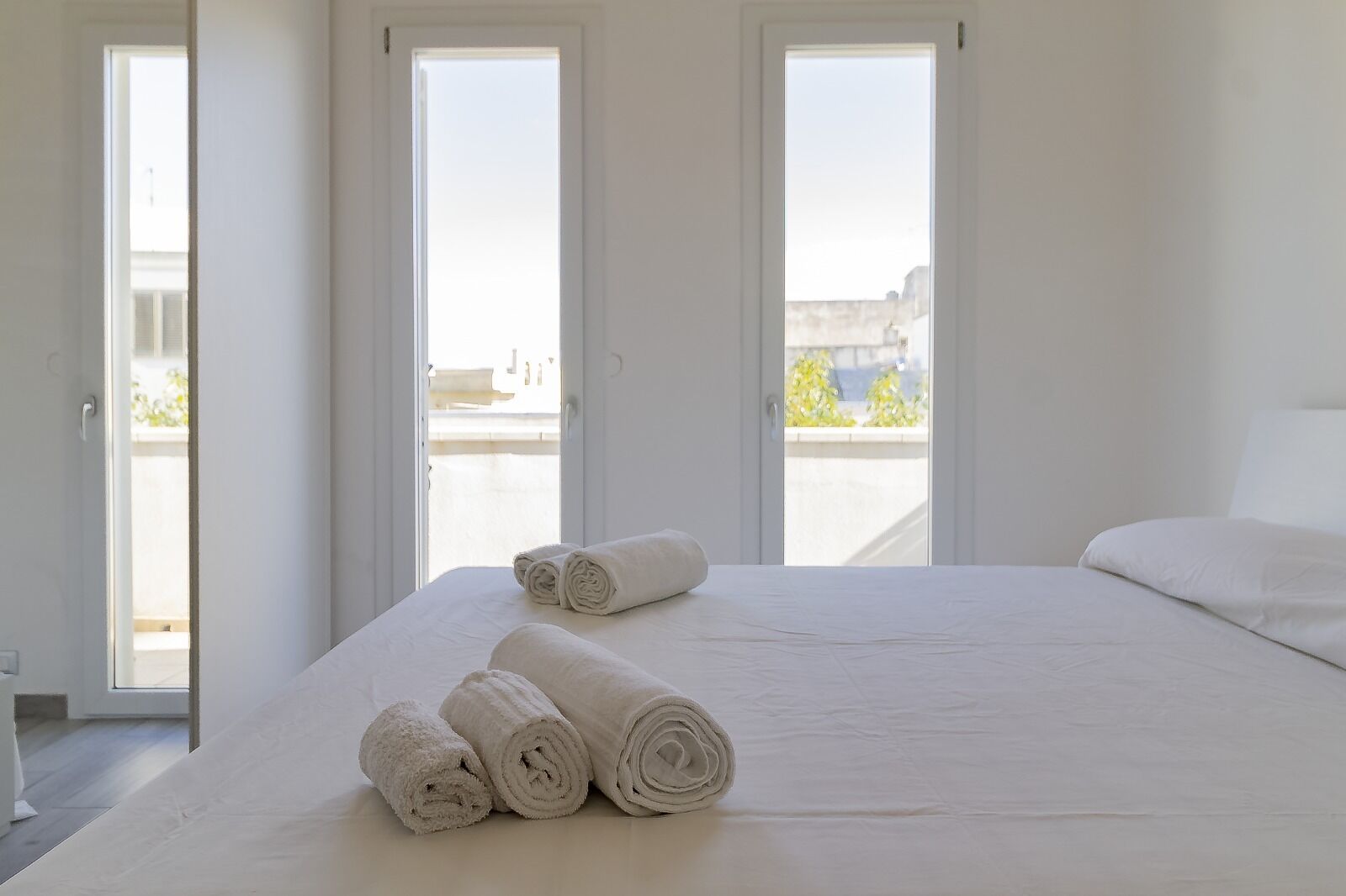 Apartment, Balcony, Sea View | Living area