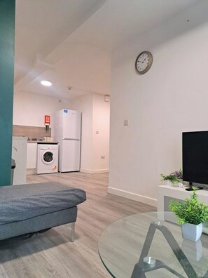 Basic Apartment | Ruang tamu