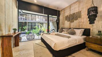 Desk, iron/ironing board, travel crib, WiFi