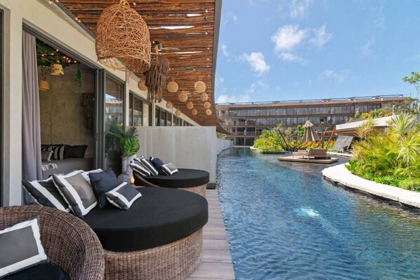 Pool - Tropical apt: 2br swimout/2 king beds/gym & pools (Tulum)