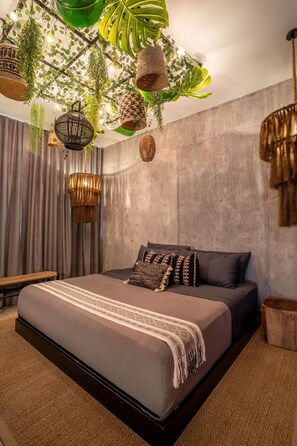 Skrivebord, strygejern/strygebræt, weekendseng, Wi-Fi