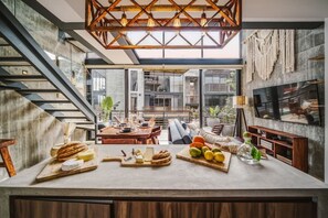 Dining - Nuju Rentals|Luxury Loft|Private Jacuzzi,Gym,Sauna (Tulum)