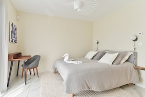 3 chambres, fer et planche à repasser, Wi-Fi, literie fournie