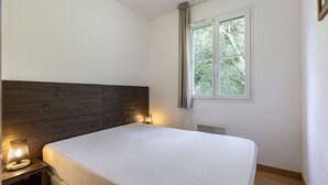 Luokittelematon kuva, 4 kautta 15, painike