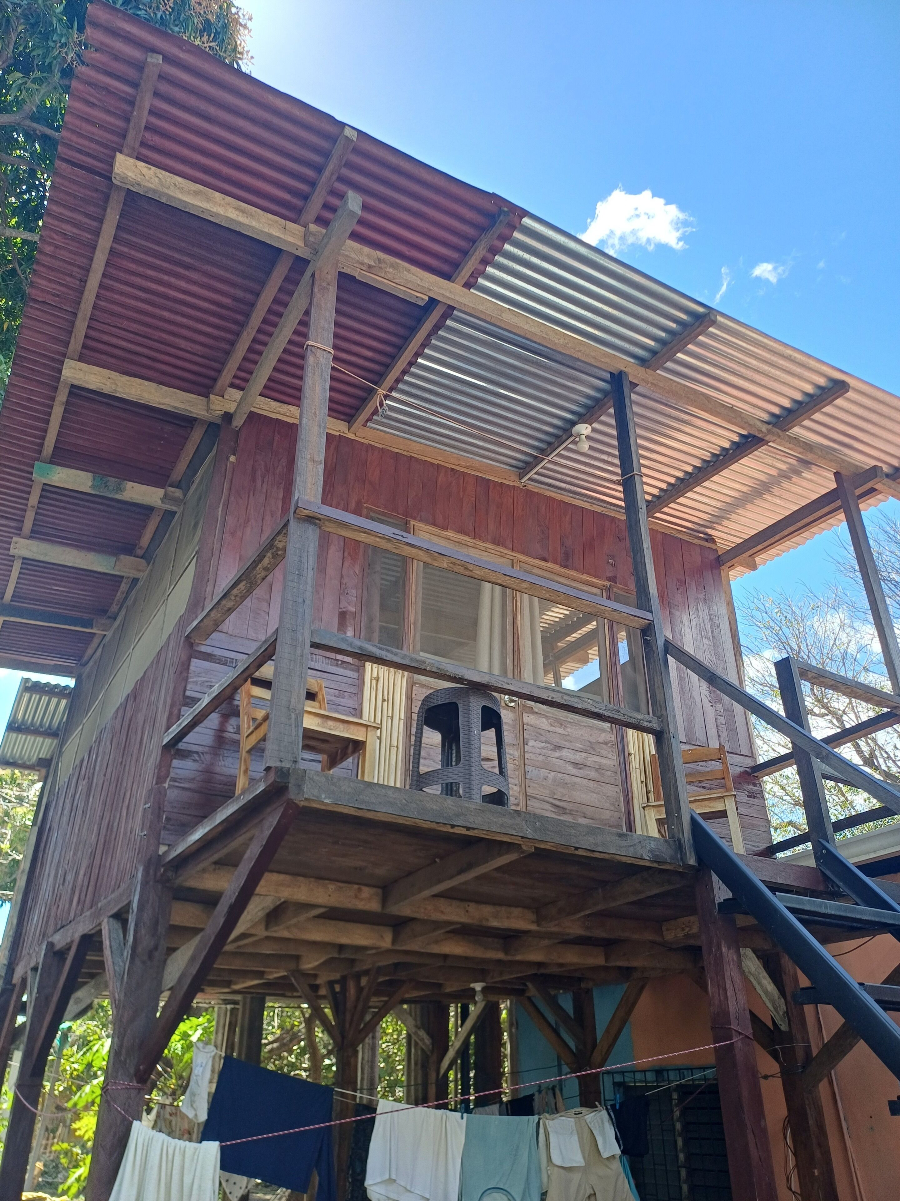 Ferienhütte, Balkon