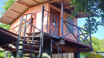 Cabin | Free WiFi