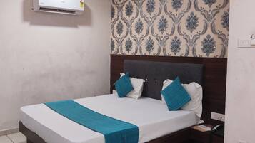 Deluxe Room, City View