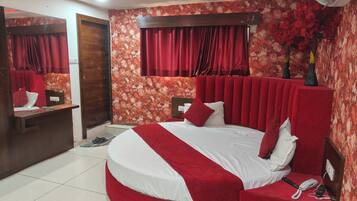 Kamar Deluks, pemandangan kota