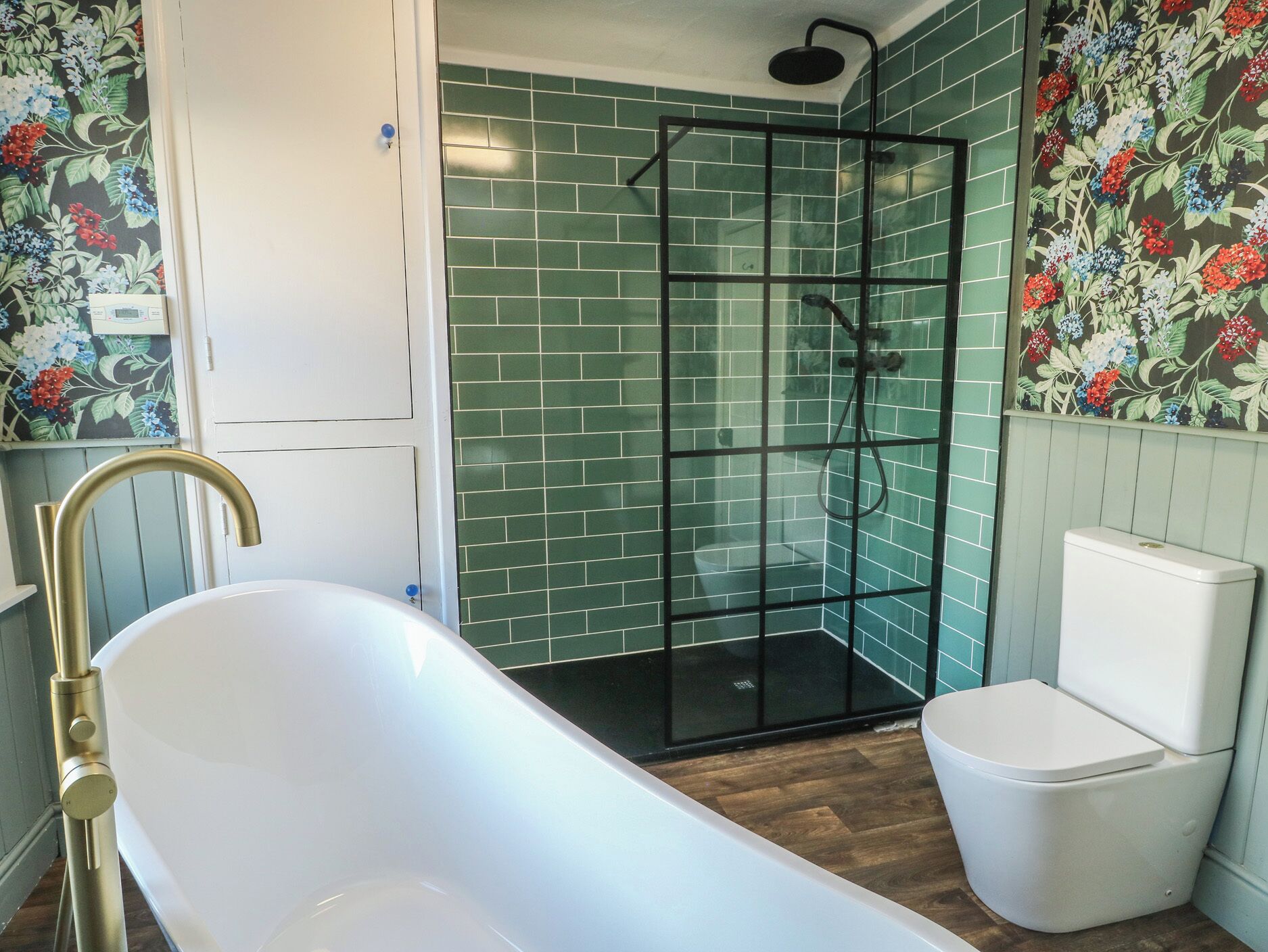 Cottage | Bathroom | Shower