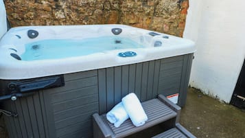 村舍 | 室外 SPA 浴缸