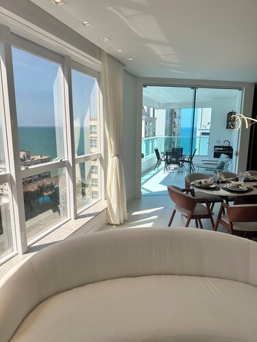 Premium Ocean View Penthouse in Meia Praia - 12th floor, high standard, one block from the beach.