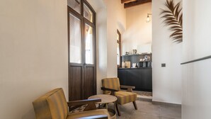Apartment | Private kitchen - Trajano Premium Estudios - Centro Ayamonte (Ayamonte)