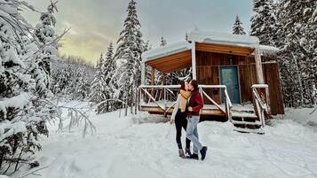 Romantic Chalet, Balcony, Mountain View | Free WiFi