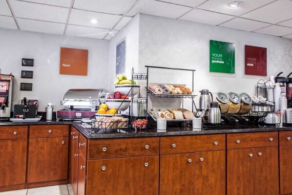 تناول الطعام