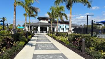 Enceinte de lâhĂ©bergement