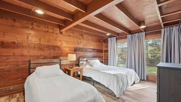 2 slaapkamers, een strijkplank/strijkijzer, wifi, beddengoed