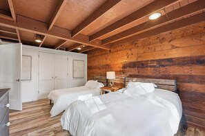 2 dormitorios, tabla de planchar con plancha, wifi y ropa de cama