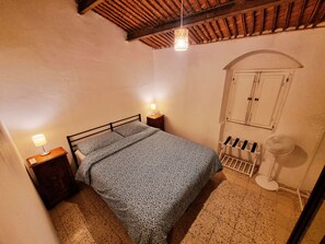 1 bedroom, desk, iron/ironing board, free WiFi - Casa Bella in Central Noto, a Unique Sicilian Stay (Noto)