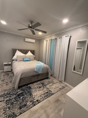 1 bedroom, iron/ironing board, free WiFi, bed sheets - Chic and cozy one bedroom apartment located off St. Vincent Road-Nassau, Bahamas (Nassau)