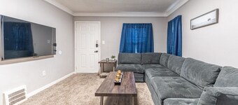 Comfortable 3-Bedroom Home in a Great Central Location