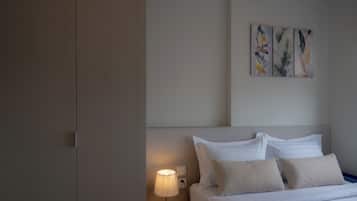 Bureau, espace de travail pour ordinateur portable