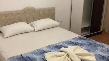 Standard Room, Balcony, Beach View | Desk, laptop workspace