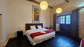 Classic Double Room | Desk, free WiFi