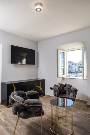 Luxury Double Room, Sea View | In-room safe, iron/ironing board, free WiFi