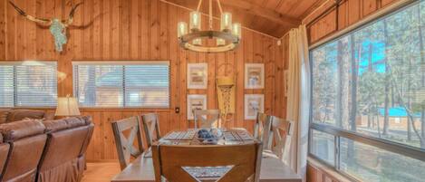 تناول الطعام