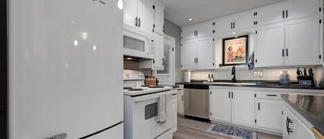 Microwave, oven, stovetop, dishwasher