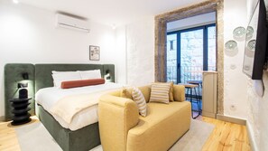 Bügeleisen/Bügelbrett, kostenloses WLAN, Bettwäsche