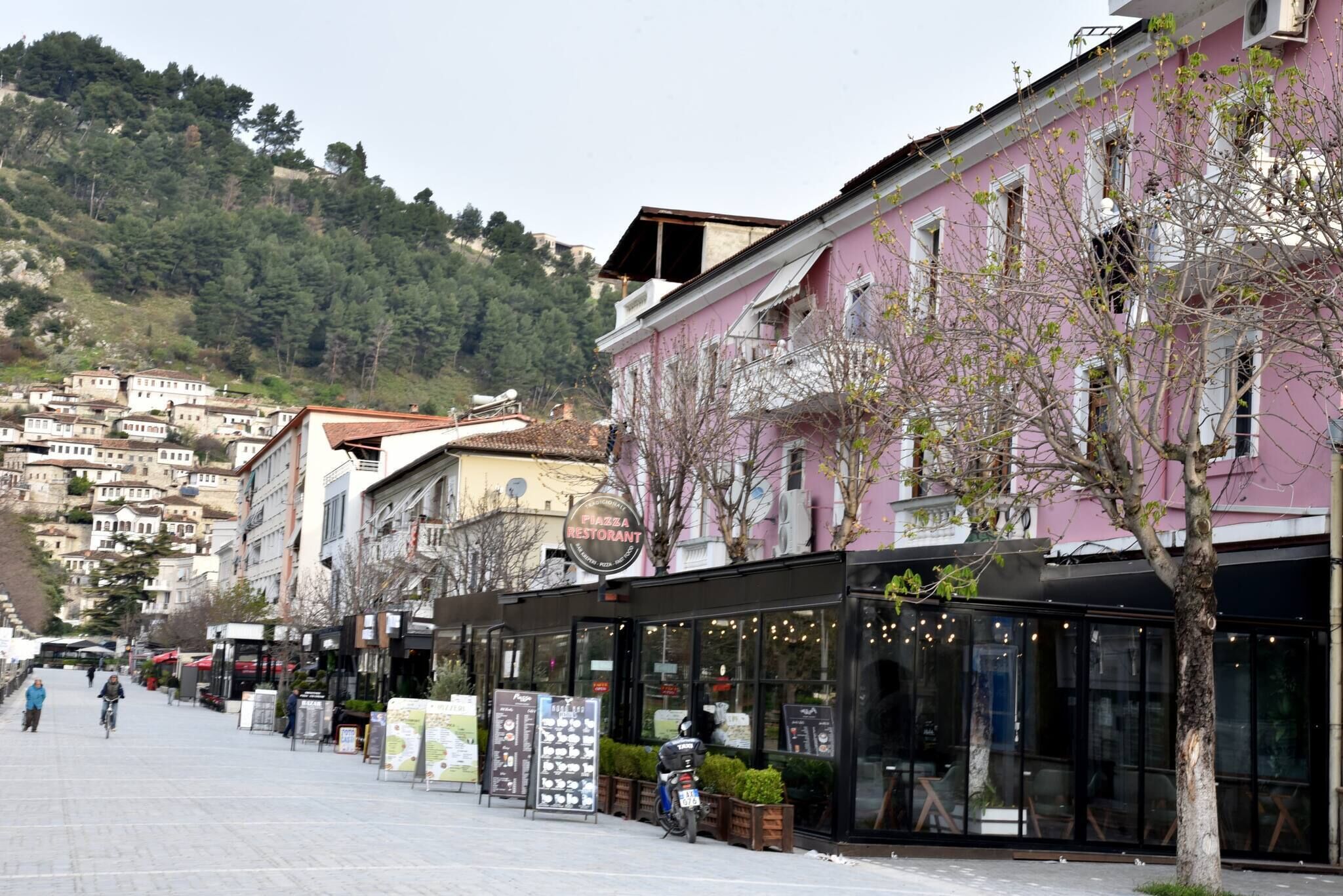 Apartment, 2 Bedrooms, Mountain View | Exterior