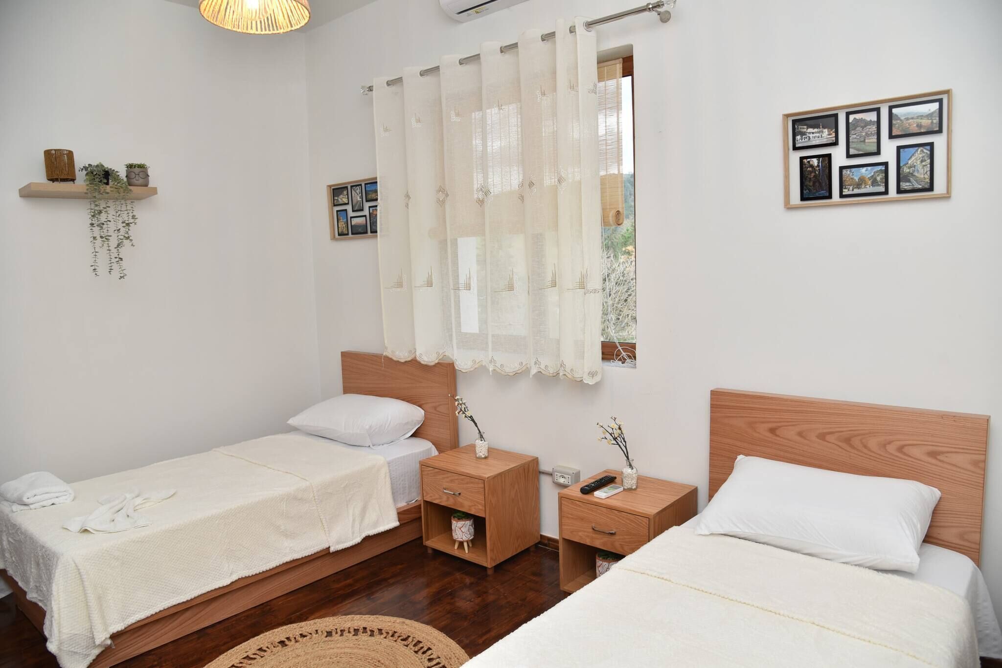 Room, 2 Bedrooms, Mountain View | 2 bedrooms