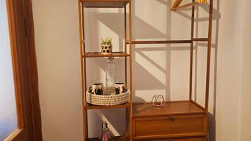 Room, 2 Bedrooms, Mountain View | Interior