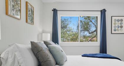 Cozy 2BR / Close to Mayo Clinic / Full Kitchen & Private Backyard