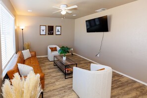 Living area - 5 min to Lubbock Airport · 10 min to TTU · Budget (Lubbock)