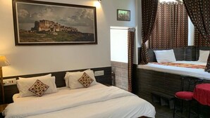 Deluxe Double Room, Garden View - Haveli Expedition & Resort (Ghanerao)