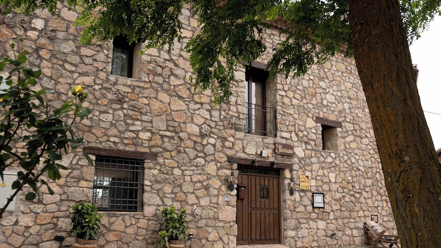 HOTEL POSADA LAS RETAJAS