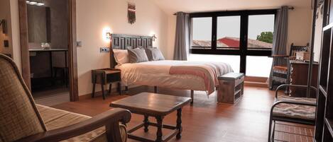 Standard Quadruple Room, Garden View | In-room safe, desk, blackout curtains, soundproofing