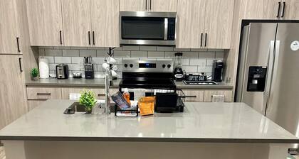 Luxury 2BD/2BA • New Build • Fully Furnished • 30+ Day Stays