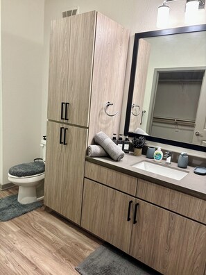 Shower, towels, soap, shampoo