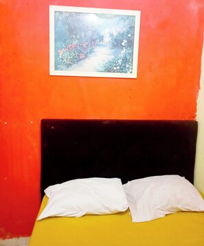 Free WiFi - Private room available for daily rates in Tatuapé, free parking on site, near Brás. (São Paulo)