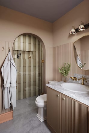 Shower, towels