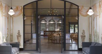 Wolfsbane - Upscale 2 Bedroom Villa at Petite Acres