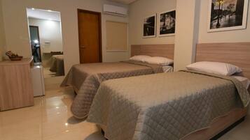 Triple Room | Bathroom | Shower